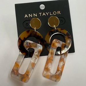 Ann Taylor fashion geometric tortoiseshell earrings